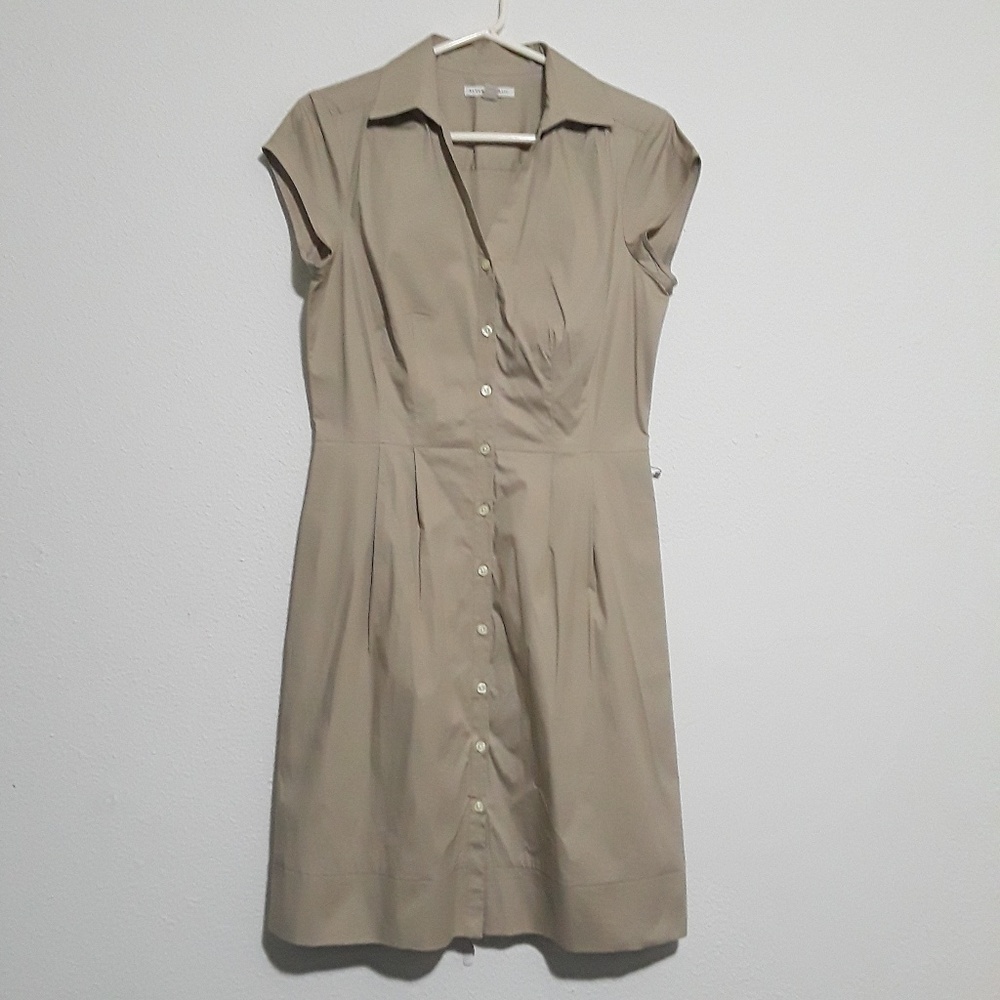 Banana Republic Button Down Khaki Dress Size 8